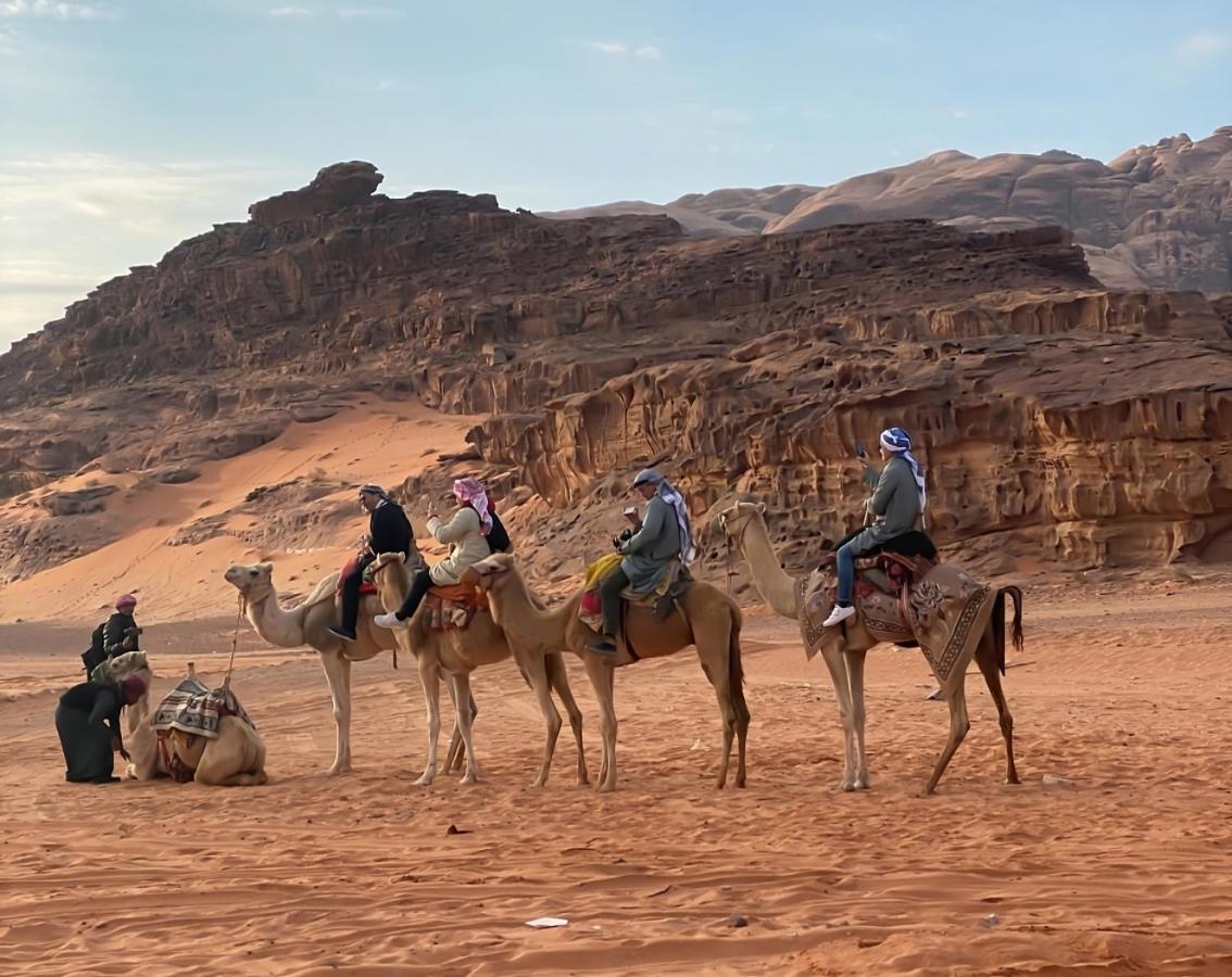 مخيم جبل بردى Jabal Burdah Camp Wadi Rum Exterior photo